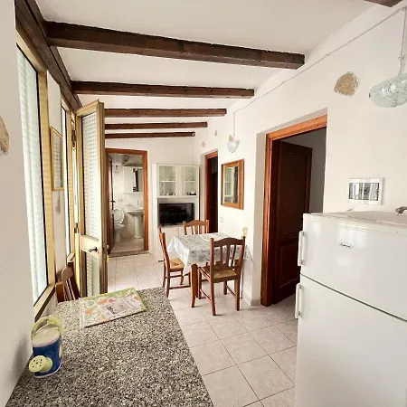 Nassia 2 By La Via Del Mare Viaggi E Vacanze דירה